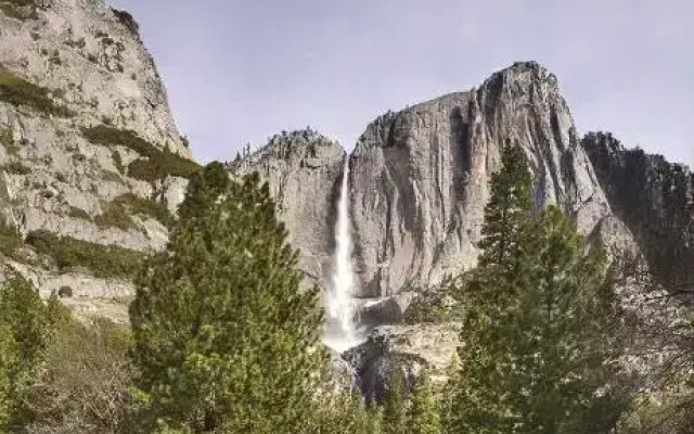 Yosemite Valley Lodge Hotel