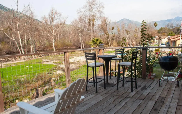 Sequoia Riverfront Cabins