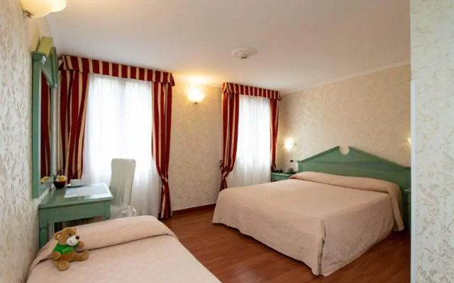 Hotel Tintoretto