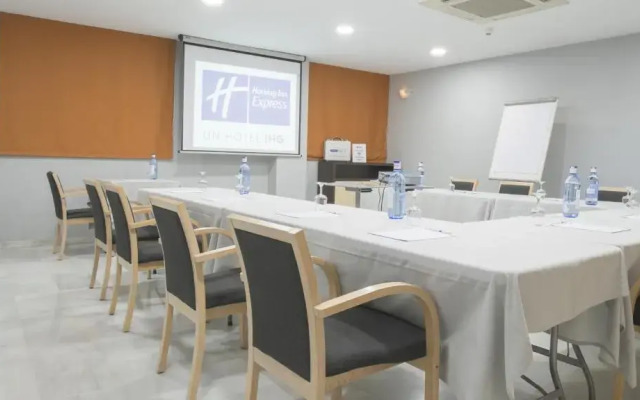 Holiday Inn Express Madrid-Alcobendas, an IHG Hotel