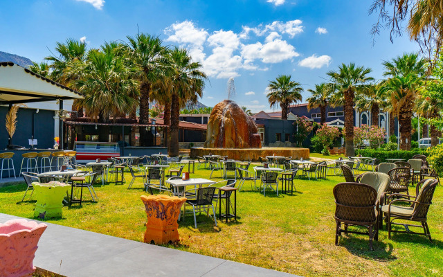 Larina Thermal Resort & Spa