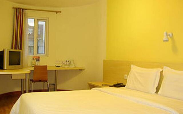 7 Days Inn Olympic CBD