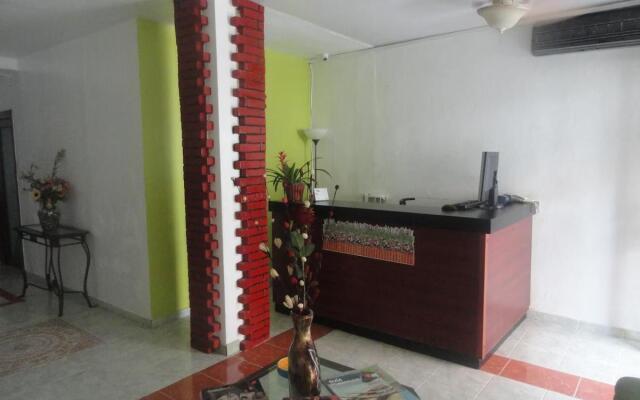 Hotel Odette Colonial