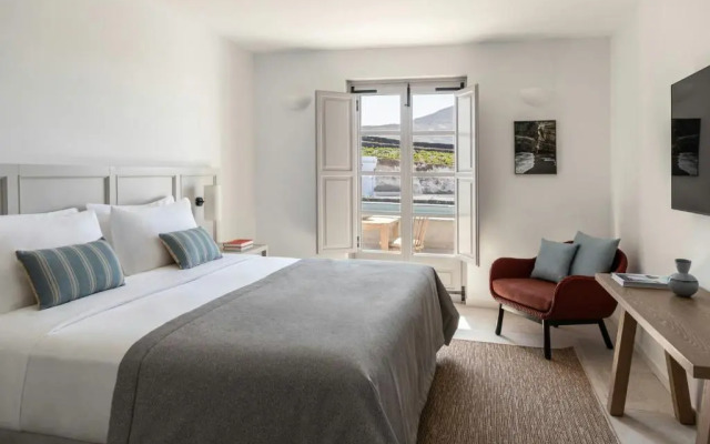 Vedema, a Luxury Collection Resort, Santorini