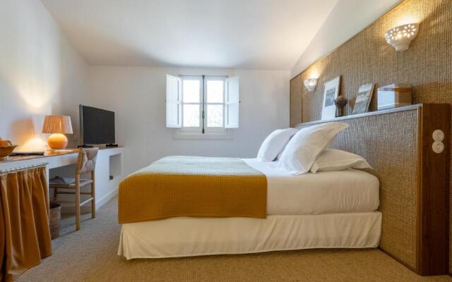 Le Moulin, Lourmarin, a Beaumier hotel