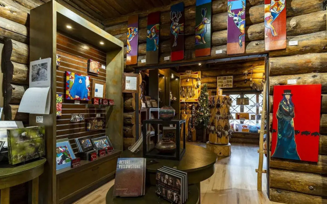 Old Faithful Inn — Inside the Park Hotel