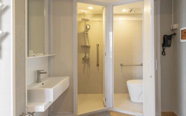 Selah Pods Hotel Manila