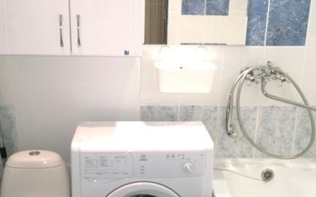 Elena Apartments na Chernorechenskoy