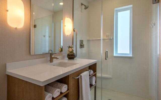 SpringHill Suites by Marriott Oceanside Beach