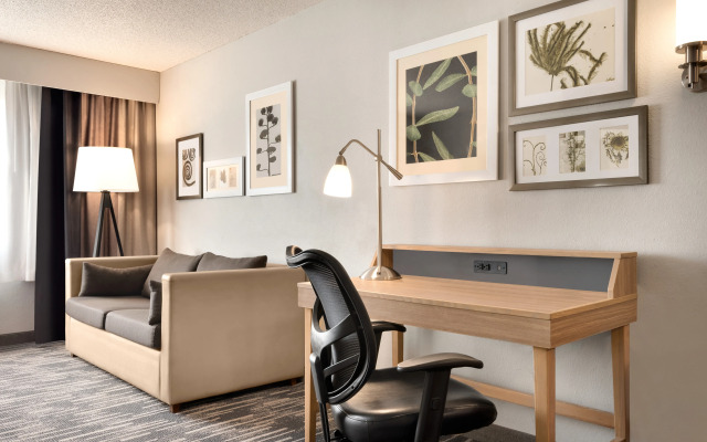 Country Inn & Suites by Radisson, Brookings, SD