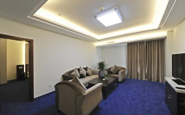 Yangzhou Convention Center(Mingyue Lake Store)