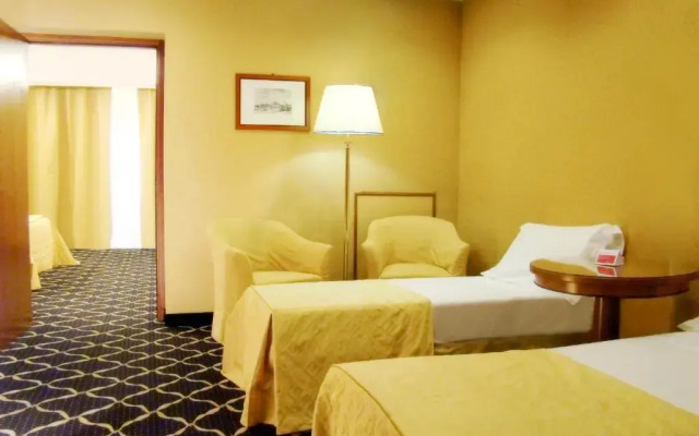 Ramada by Wyndham Naples