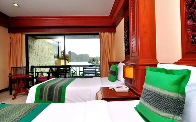Phi Phi Island Cabana Hotel