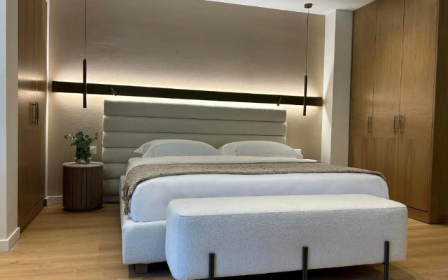 Luxury White Tower Suites