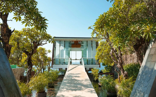 Anantara Uluwatu Bali Resort