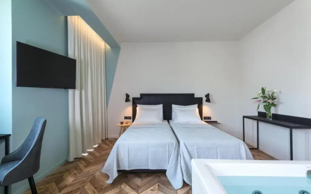 Отель Athens One Smart
