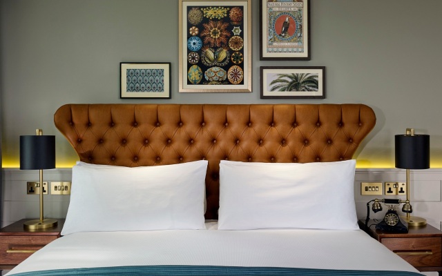 The Queens Gate Hotel
