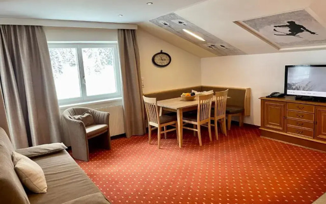 Hotel Garni Patteriol