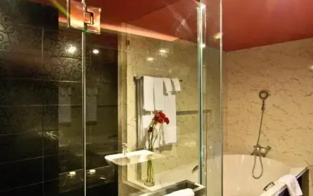 Tsix5 Hotel