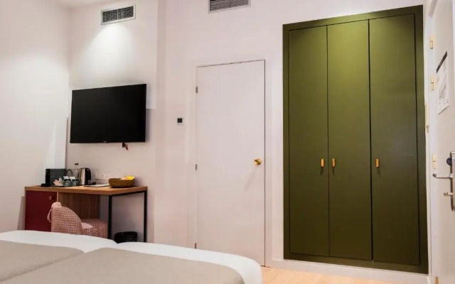 Отель California