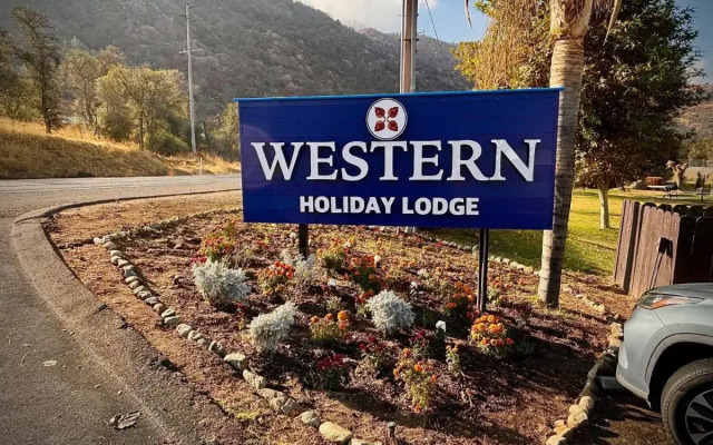 Western Holiday Lodge Three Rivers