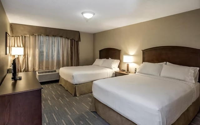 Holiday Inn Lethbridge by IHG