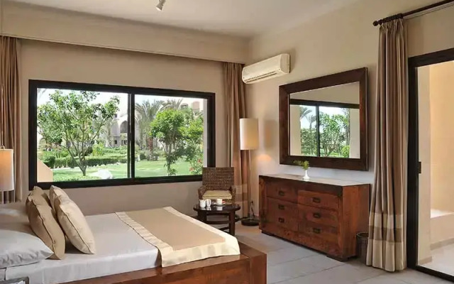 JAZ Neo Saraya Palms Hotel