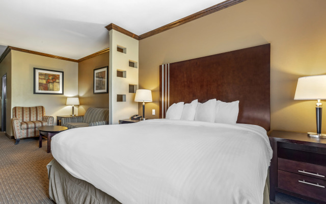 Best Western Plus Texoma Hotel & Suites