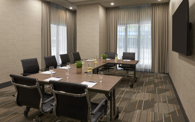 Four Points by Sheraton Windsor Downtown