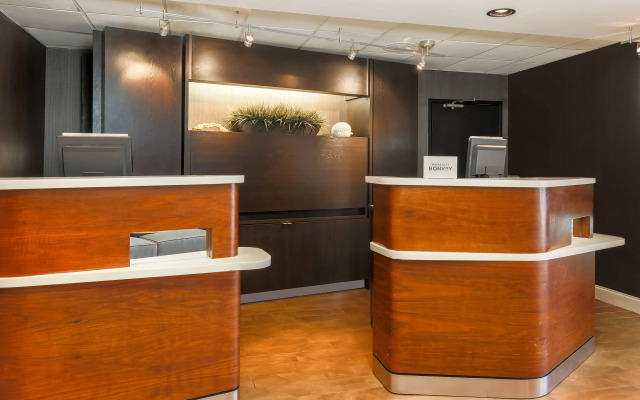 Courtyard by Marriott Monroe Airport