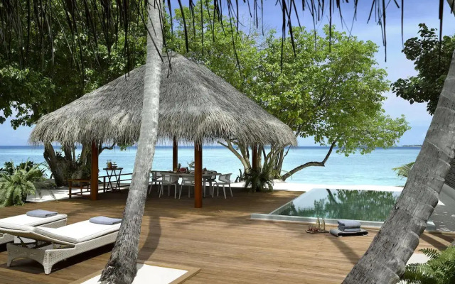 Dusit Thani Maldives Resort