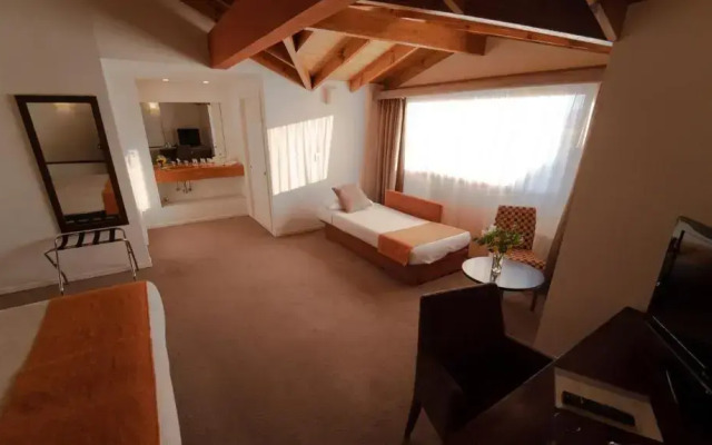 Rochester Calafate