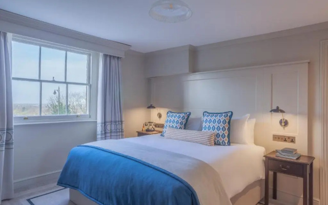 Richmond Hill Hotel
