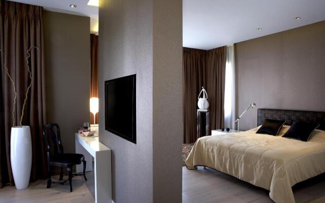 Pelagos Suites Hotel & Spa
