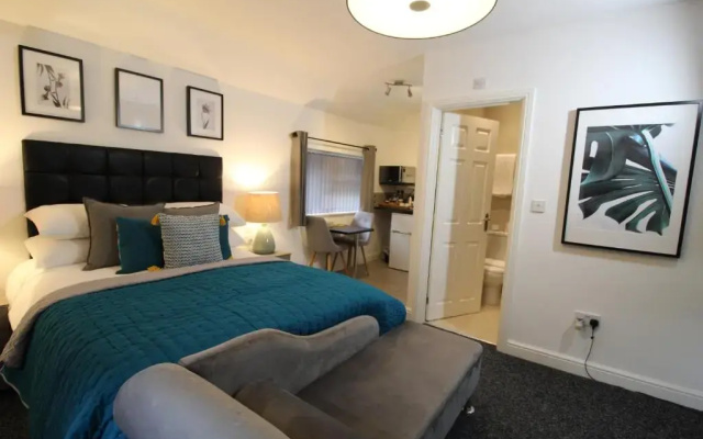 Holcombe House Aparthotel