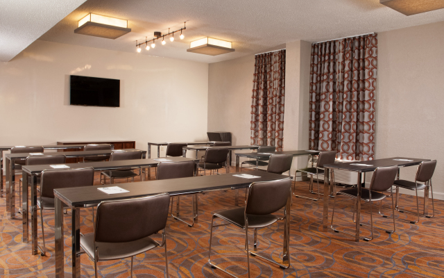 Hampton Inn Orlando-International Airport