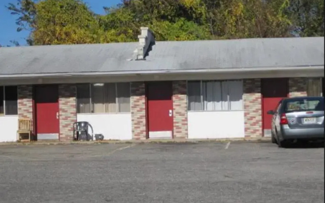 Americana Motel - Toms River