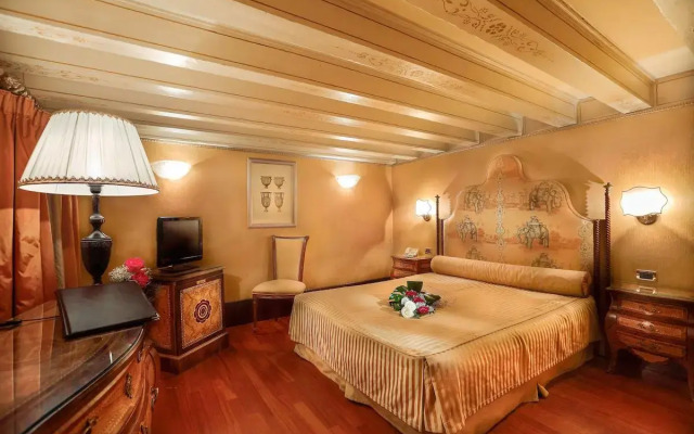 Colombina Hotel