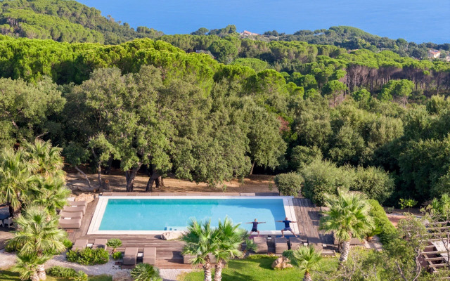 Vallegrande Nature Resorts