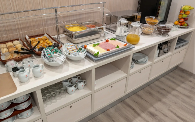 Dinya Lisbon Hotel