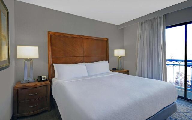 Embassy Suites by Hilton Detroit Livonia Novi