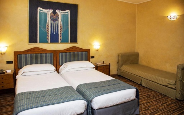 Classic Double room (full double bed) (bed type is subject to availability)