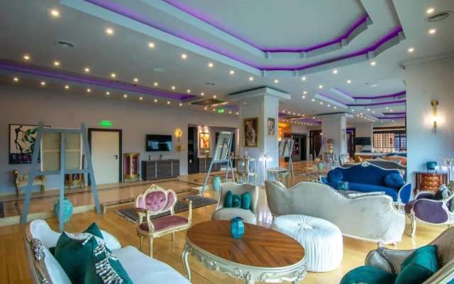Phoenicia Express Hotel