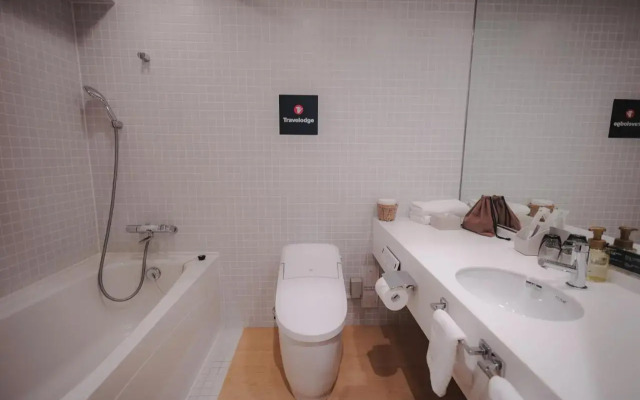 Travelodge Honmachi Osaka