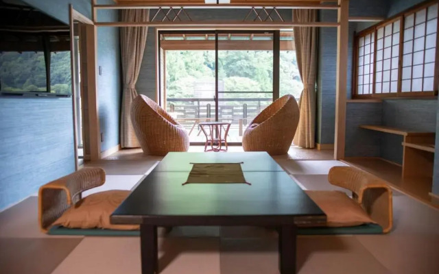 Ryokan Senkei Hotel