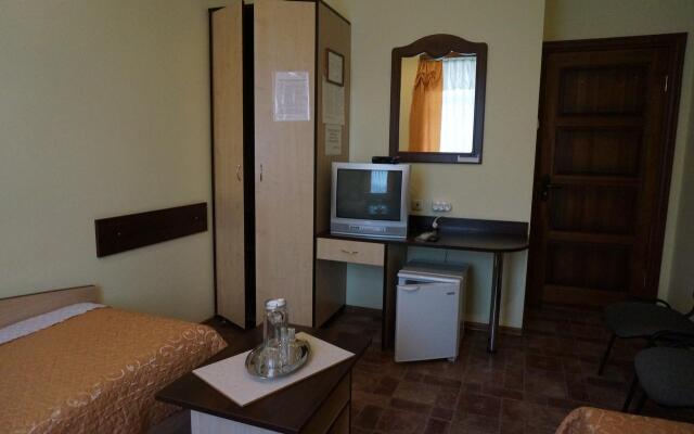 Отель Красносилский