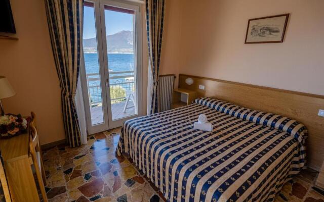 Hotel Benacus Torri del Benaco