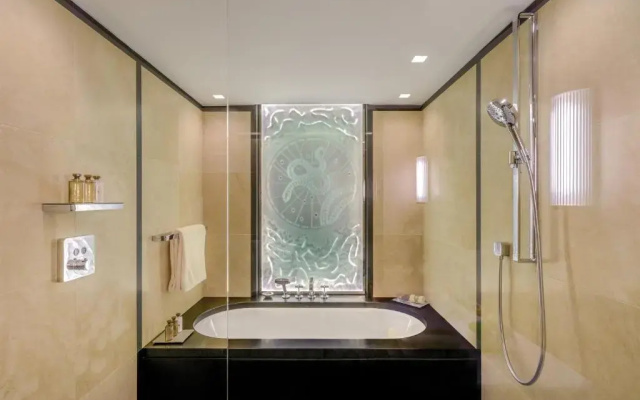 Bvlgari  Paris
