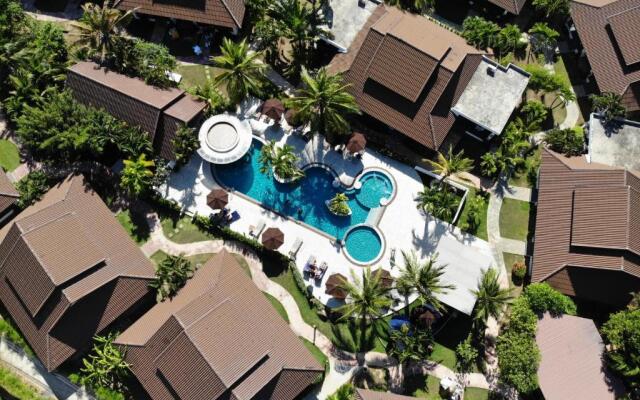 Blu Pine Villa & Pool Access