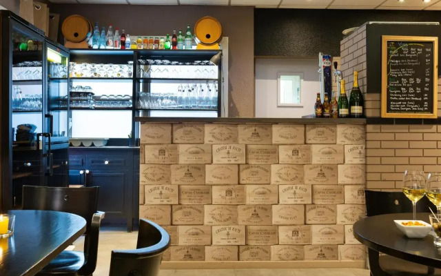 Comfort Hotel Orleans Saran